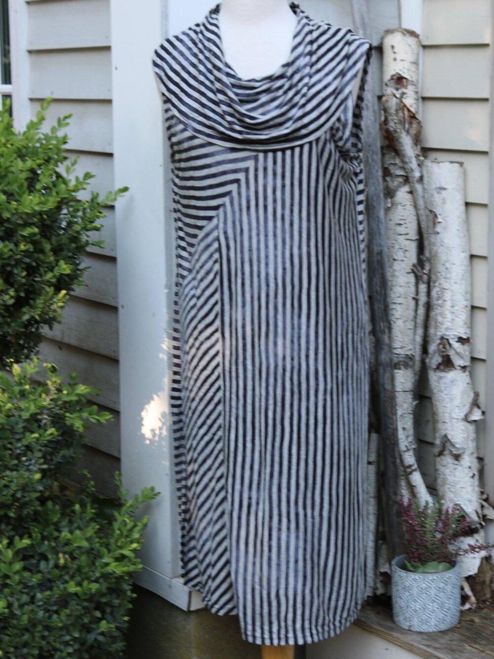 Yushi Anthropologie Grey Striped Cowl Neck Sleeveless Lightweight Sheath Dress